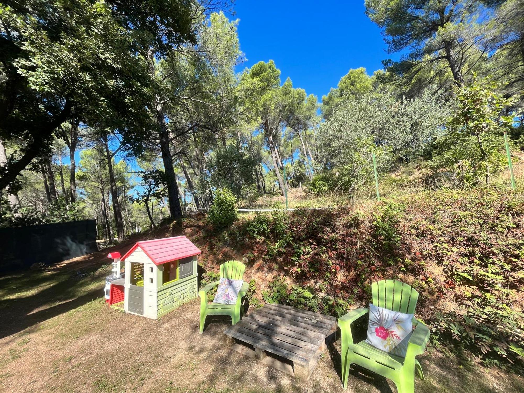 Maison Provencale Au Calme De La Campagne Avec Jacuzzi Aix-en-Provence Exterior photo