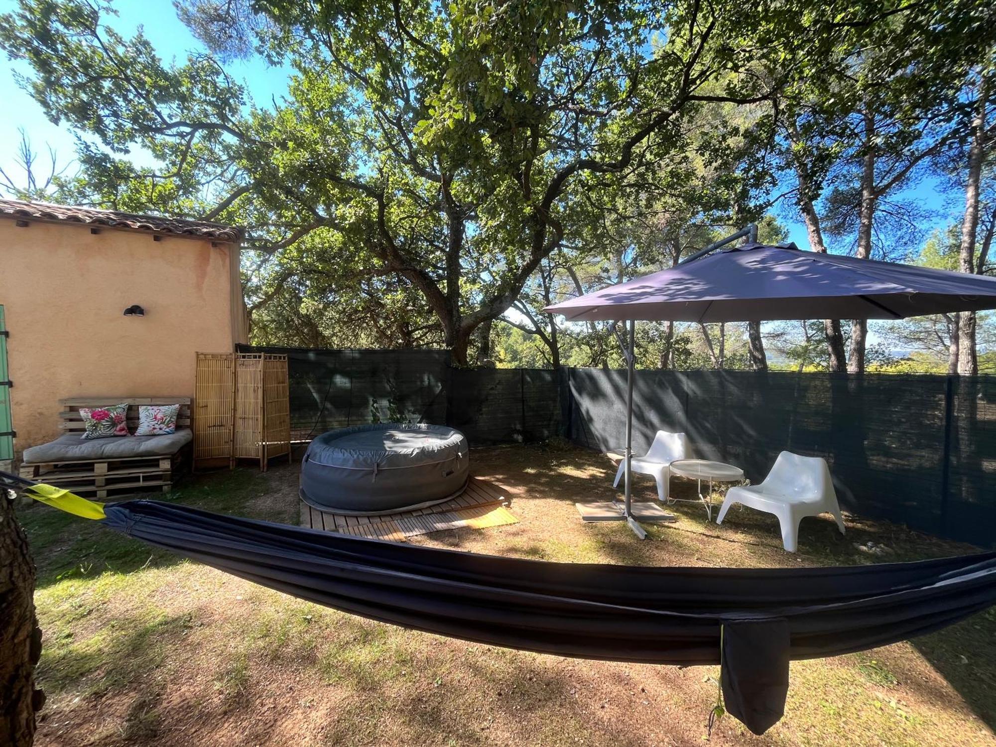 Maison Provencale Au Calme De La Campagne Avec Jacuzzi Aix-en-Provence Exterior photo